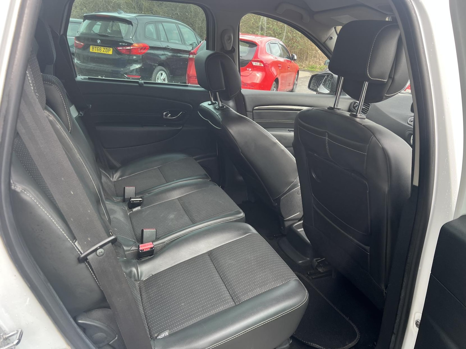 Used Renault Scenic 2012 for sale - 77940947: Photo 9