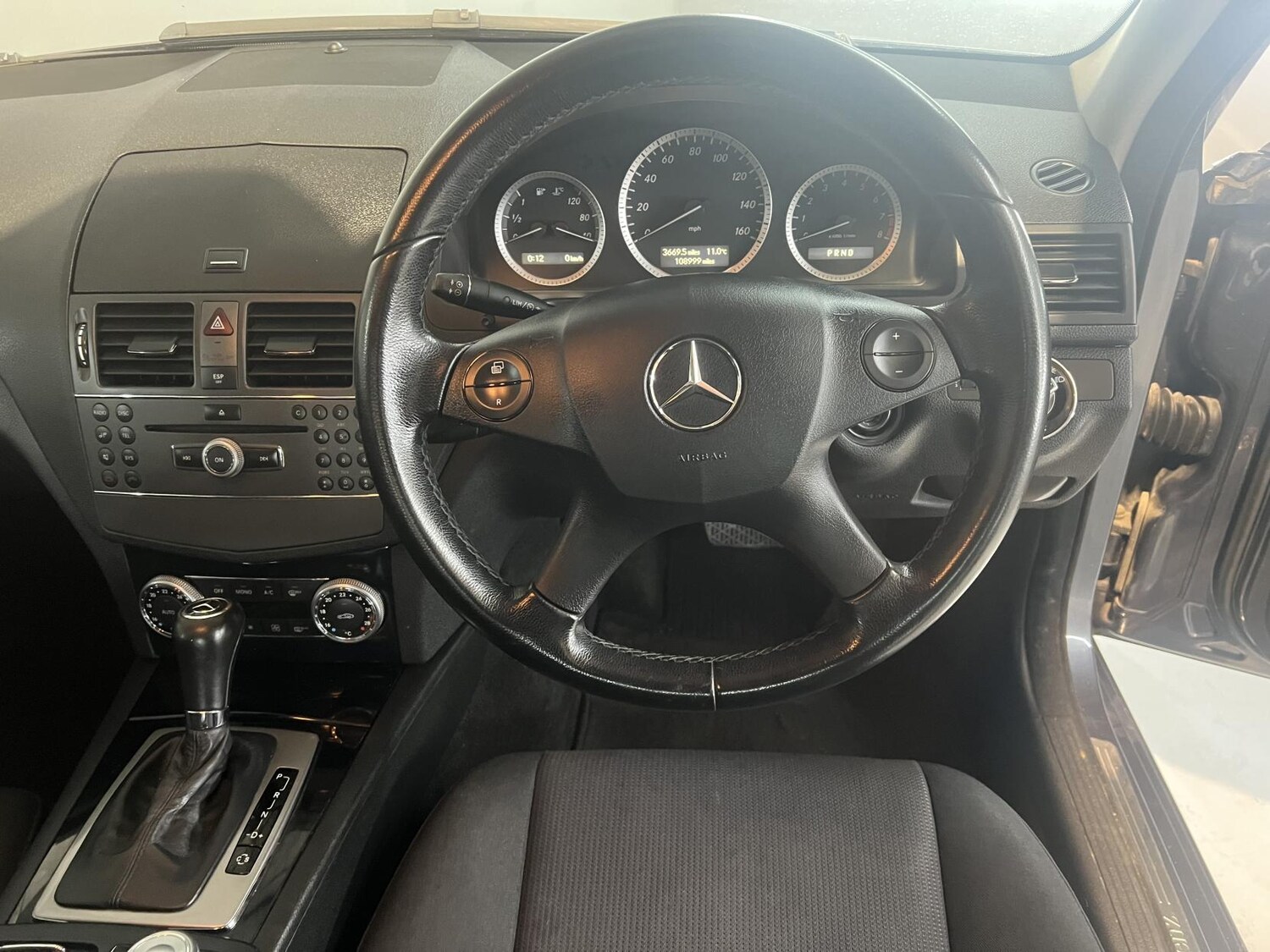 Used Mercedes-Benz C Class 2009 for sale - 77704410: Photo 8