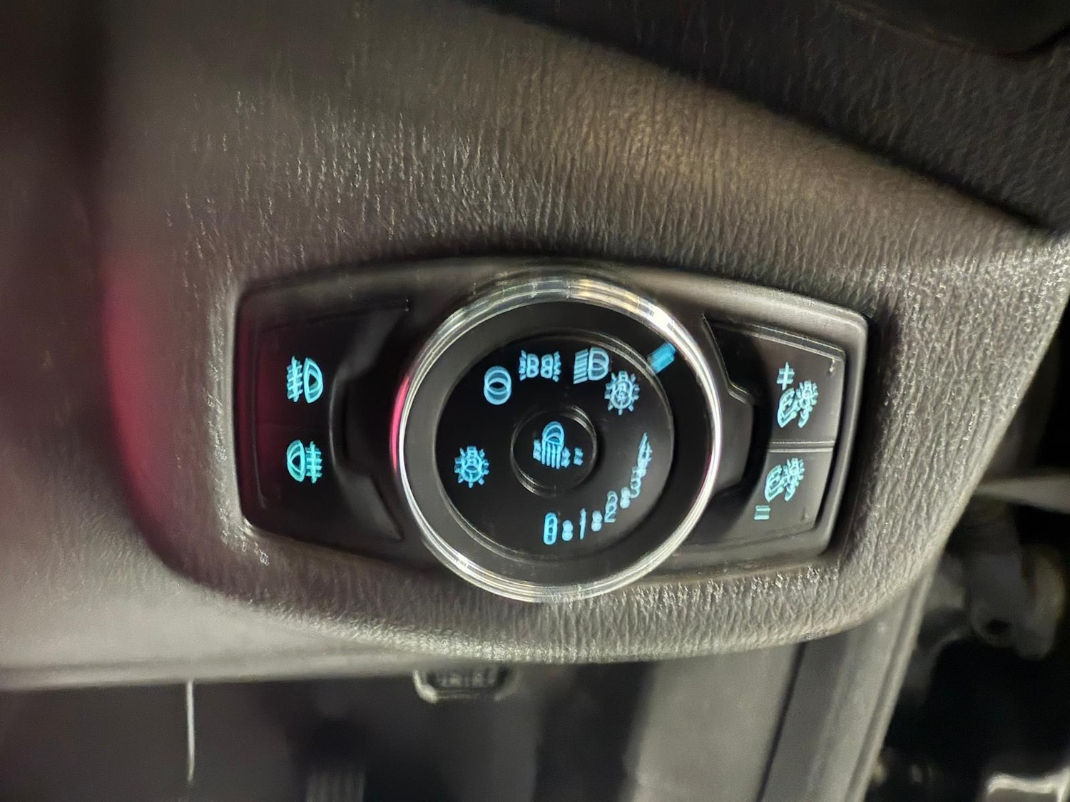 Used Ford Transit Connect 2016 for sale - 76355893: Photo 11