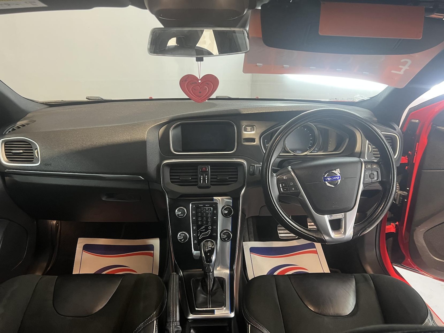 Used Volvo V40 2016 for sale - 77732747: Photo 11