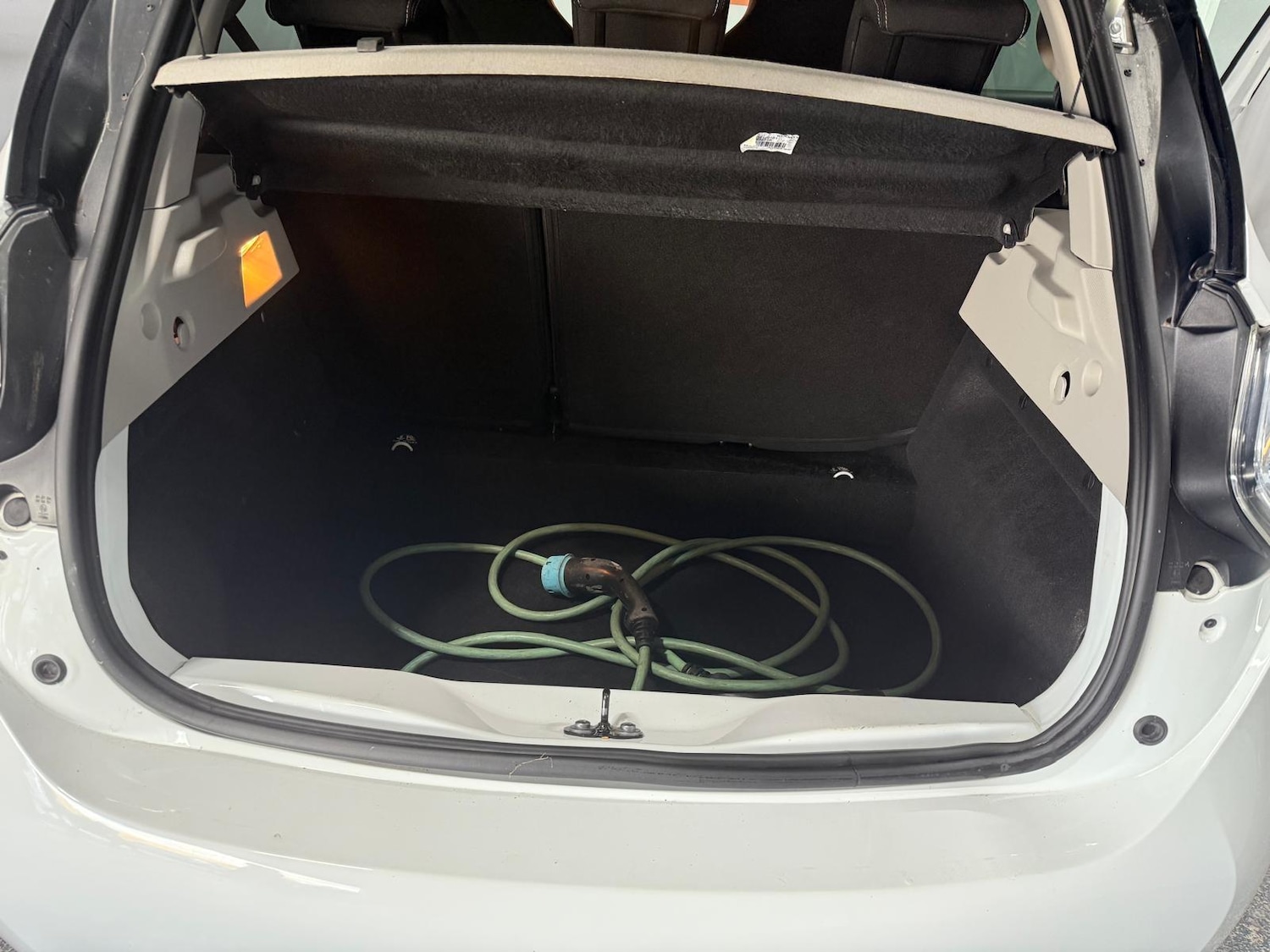 Used Renault Zoe 2019 for sale - 76402293: Photo 11