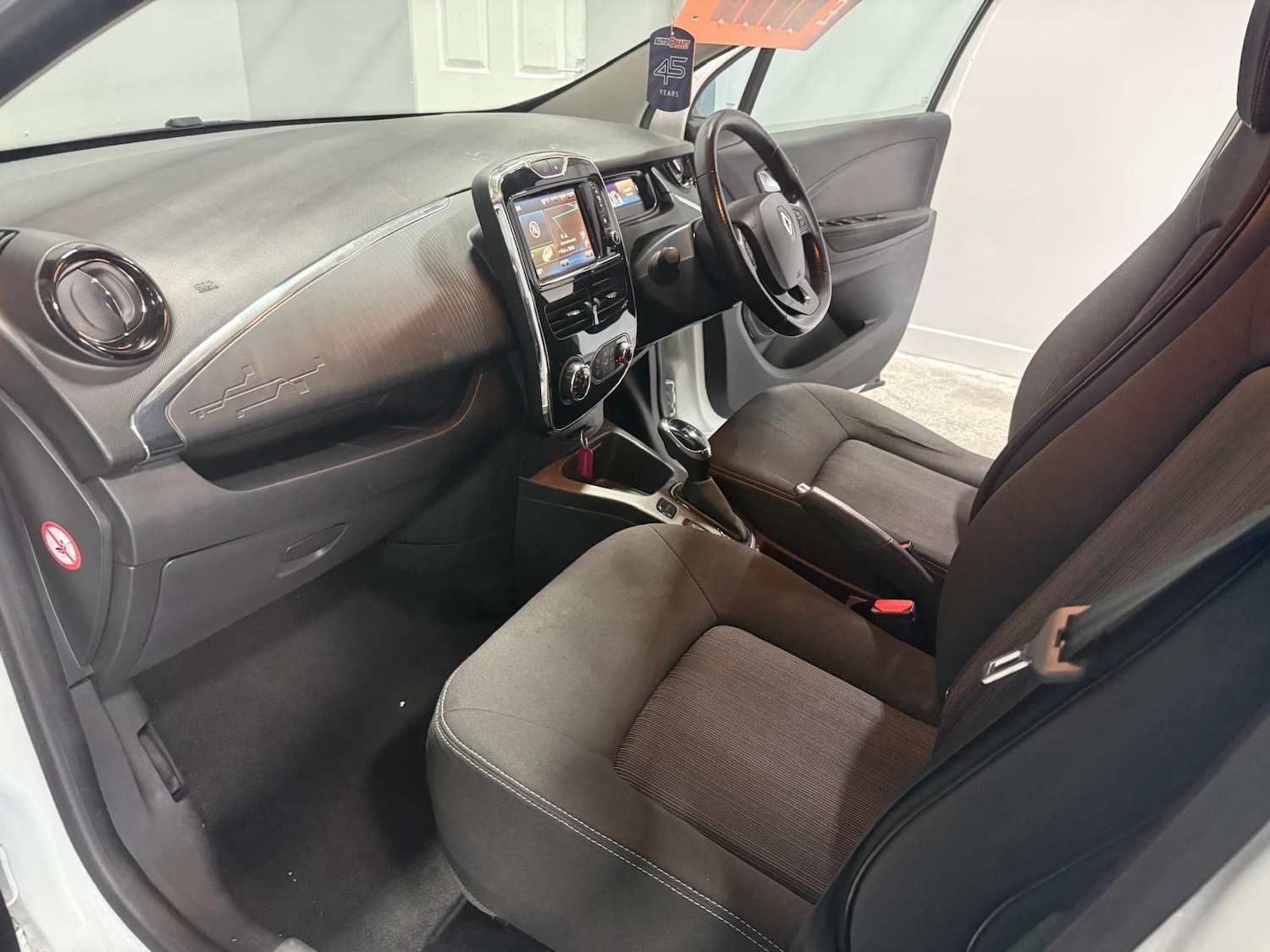 Used Renault Zoe 2019 for sale - 76402293: Photo 13