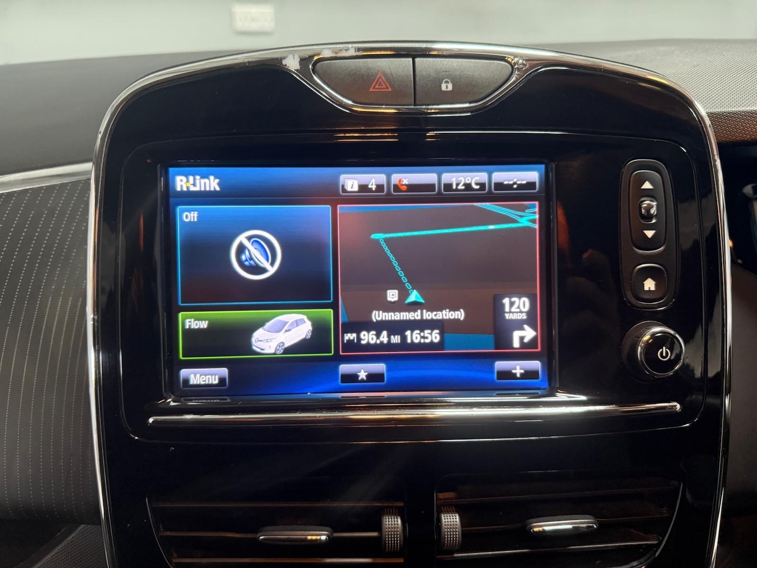 Used Renault Zoe 2019 for sale - 76402293: Photo 14