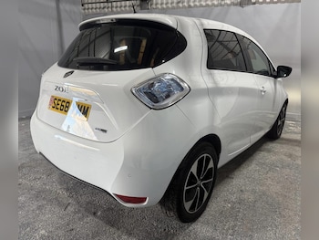 Used Renault Zoe 2019 for sale - 76402293: Photo