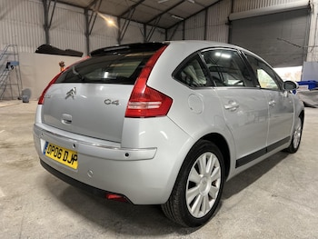 Used Citroen C4 2006 for sale - 77450001: Photo