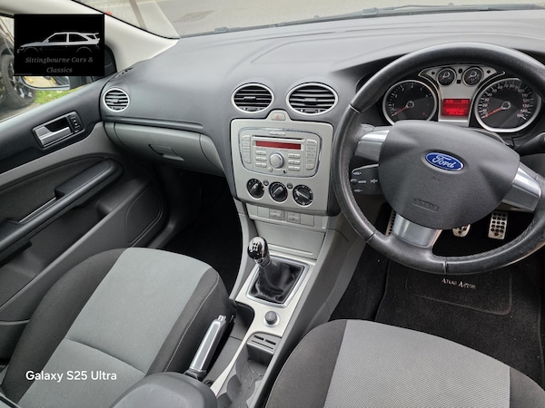 Used Ford Focus 2009 for sale - 76319690: Photo 9