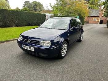 Used Volkswagen Golf 2002 for sale - 76133118: Photo