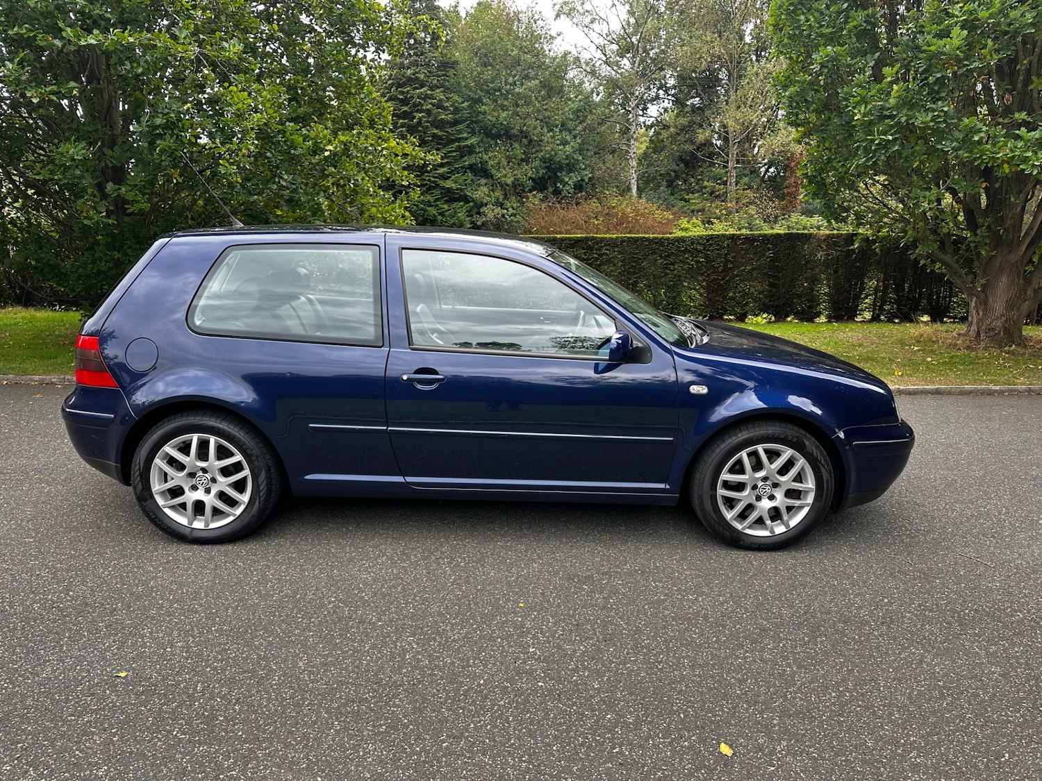 Used Volkswagen Golf 2002 for sale - 76133118: Photo 8