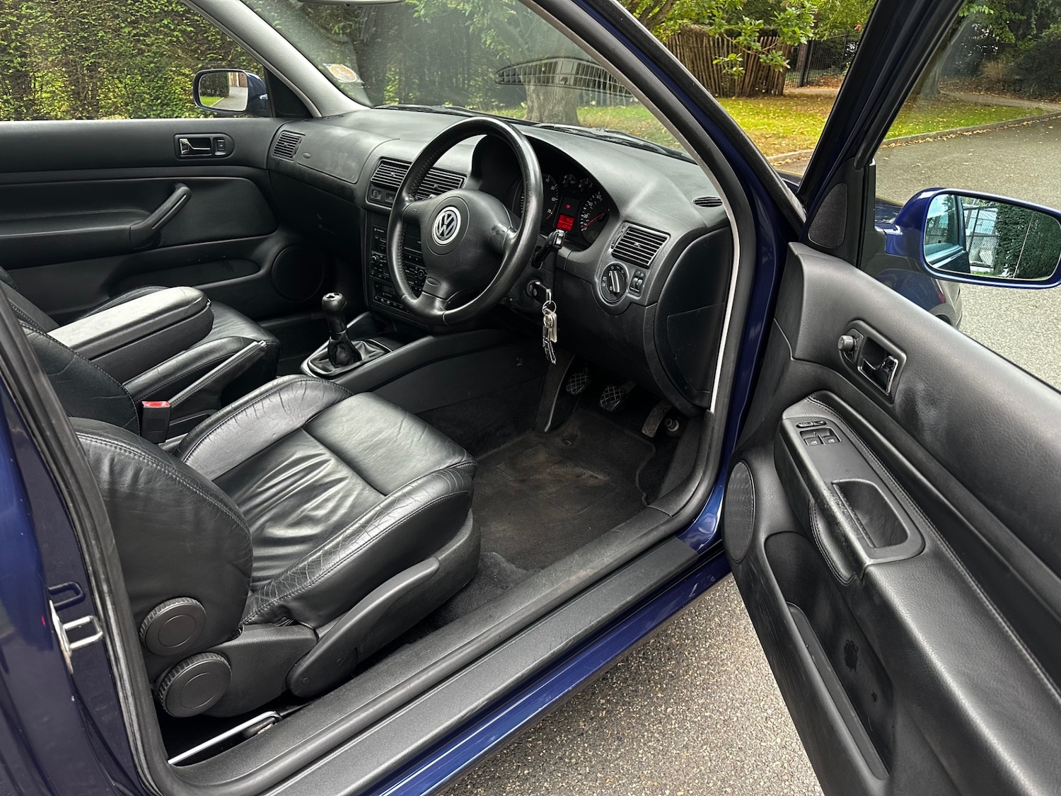 Used Volkswagen Golf 2002 for sale - 76133118: Photo 9