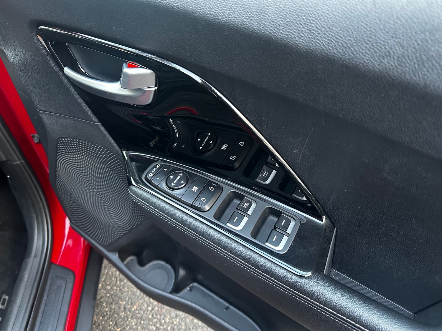 Used Kia Niro 2017 for sale - 77438813: Photo 10