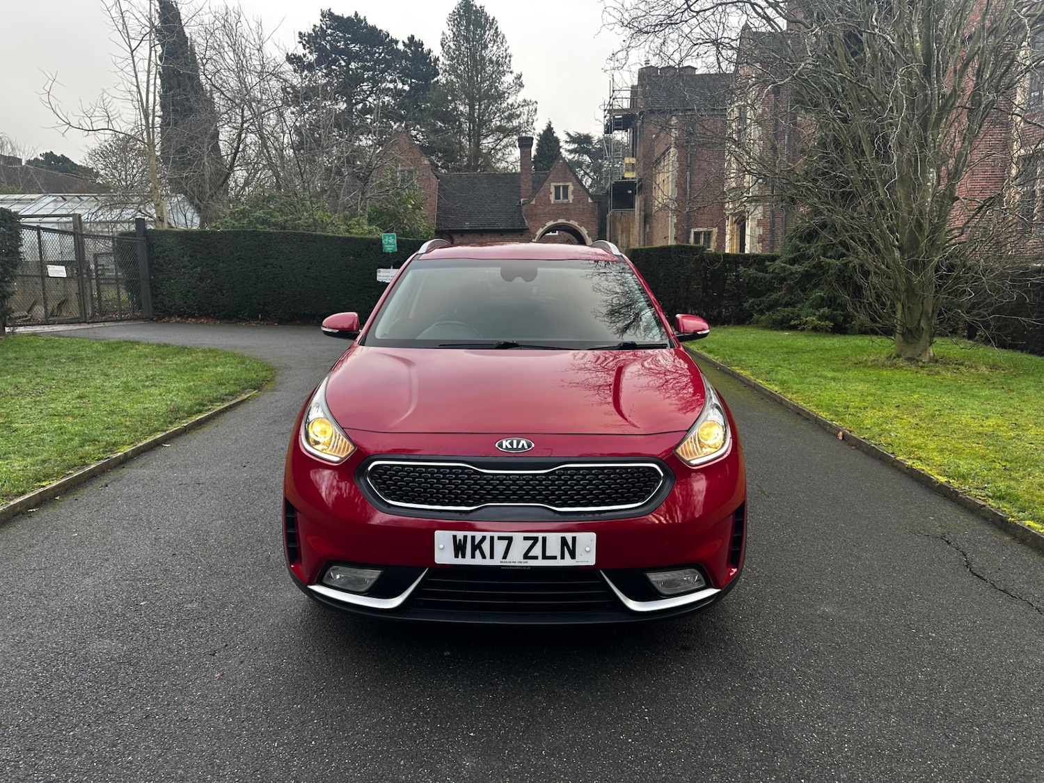 Used Kia Niro 2017 for sale - 77438813: Photo 2