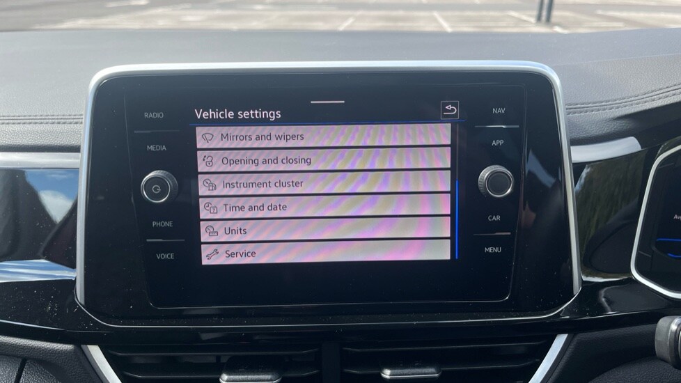 Used Volkswagen T-Roc 2023 for sale - 75967179: Photo 21