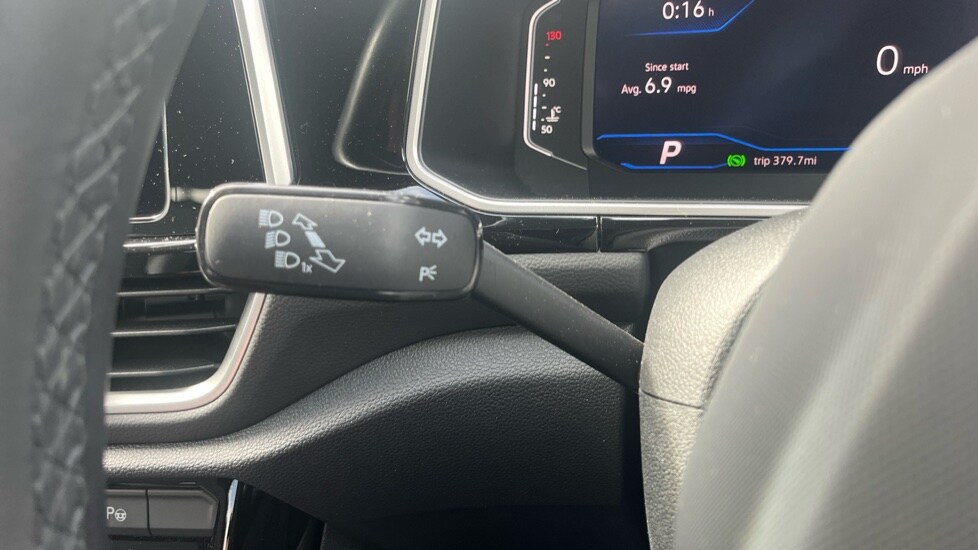 Used Volkswagen T-Roc 2023 for sale - 75967179: Photo 27