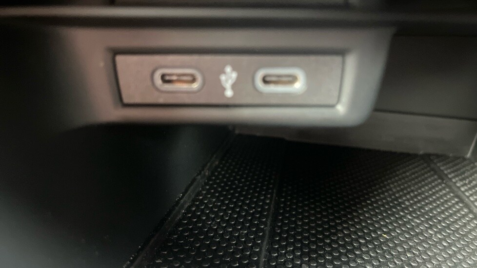 Used Volkswagen T-Roc 2023 for sale - 75967179: Photo 39