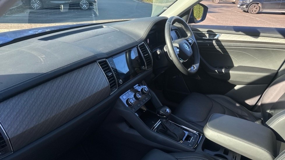 Used Skoda Kodiaq 2024 for sale - 76459019: Photo 2