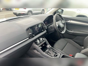 Used Skoda Karoq 2024 for sale - 75735120: Photo