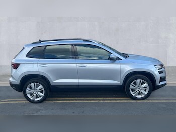 Used Skoda Karoq 2024 for sale - 75735120: Photo