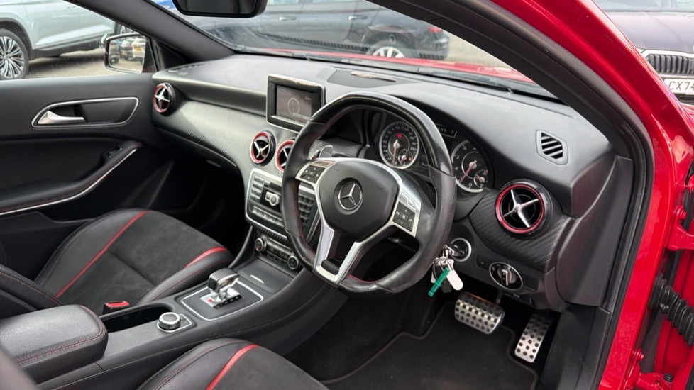 Used Mercedes-Benz A-Class 2015 for sale - 76580163: Photo 9