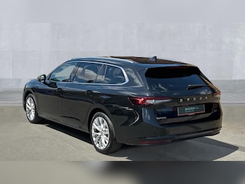 Used Skoda Superb 2024 for sale - 75698777: Photo