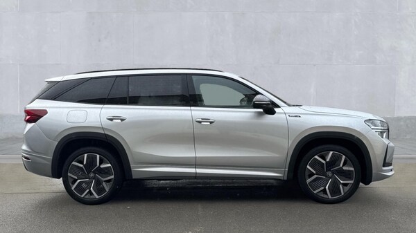 Used Skoda Kodiaq 2025 for sale - 76092121: Photo 4