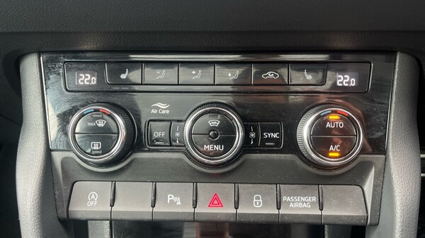 Used Skoda Karoq 2024 for sale - 76015062: Photo 31