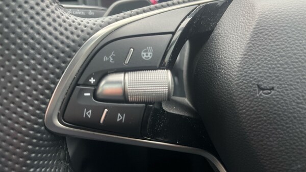 Used Skoda Karoq 2024 for sale - 76015062: Photo 34