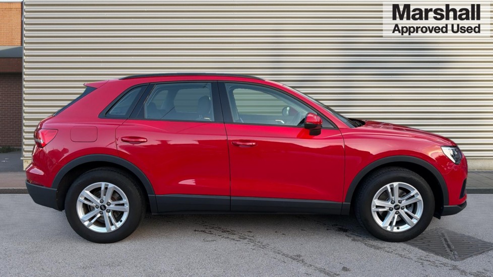 Used Audi Q3 2022 for sale - 76124552: Photo 2