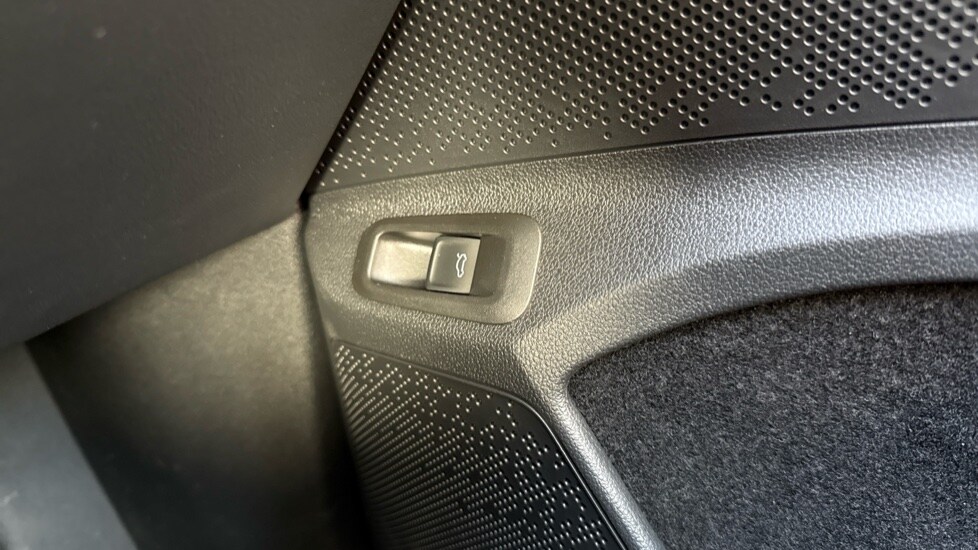 Used Skoda Enyaq 2024 for sale - 76361842: Photo 27