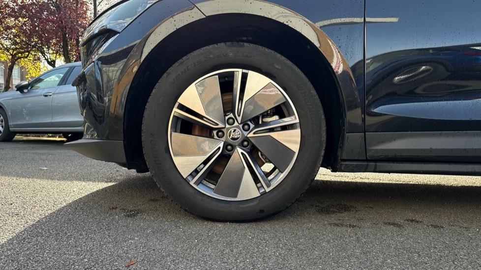 Used Skoda Enyaq 2024 for sale - 76361842: Photo 5