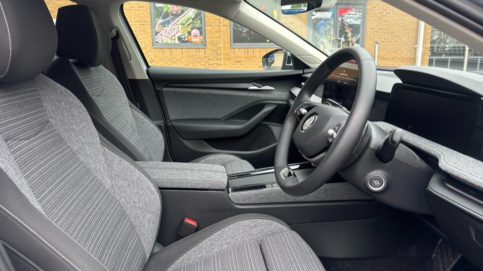 Used Skoda Superb 2024 for sale - 76361826: Photo 26