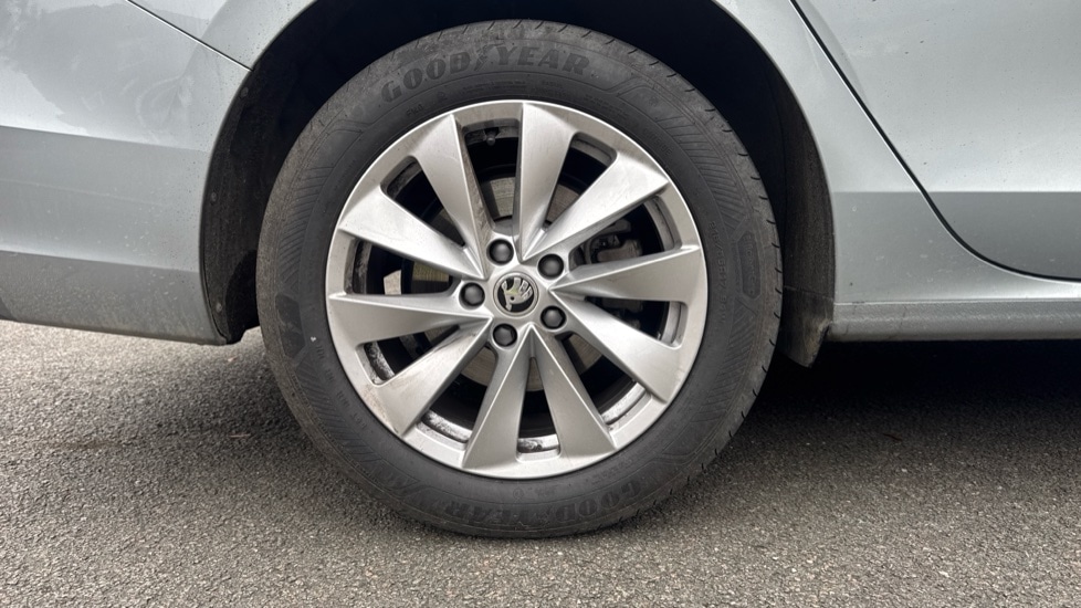 Used Skoda Superb 2024 for sale - 76361826: Photo 5