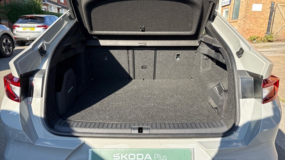 Used Skoda Enyaq 2025 for sale - 76178053: Photo 16