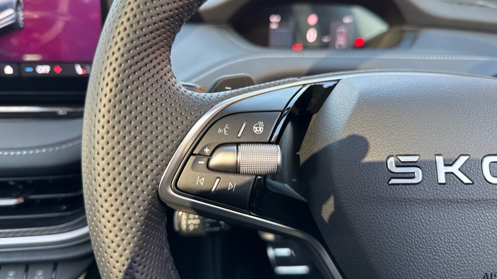 Used Skoda Enyaq 2025 for sale - 76178053: Photo 26