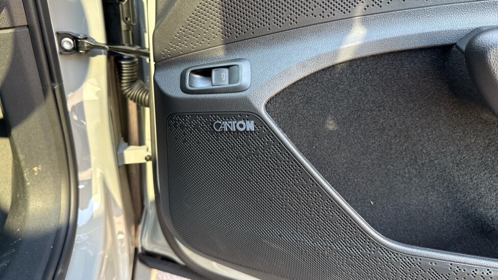 Used Skoda Enyaq 2025 for sale - 76178053: Photo 36