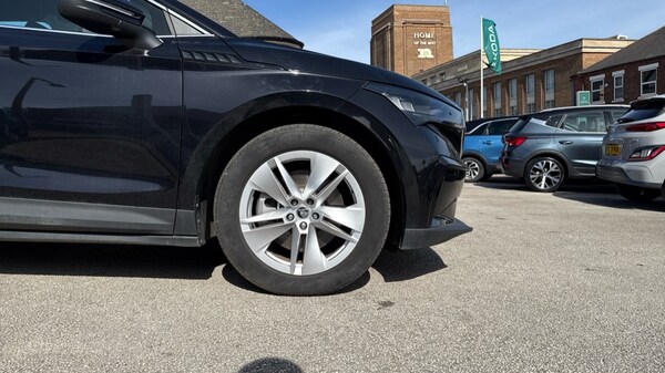 Used Skoda Enyaq 2024 for sale - 75625373: Photo 5