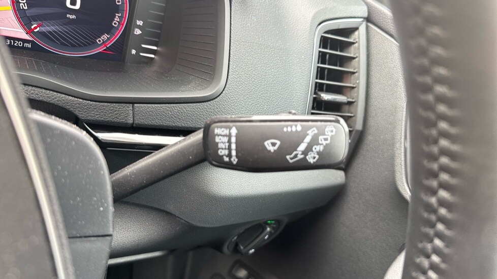 Used Skoda Karoq 2024 for sale - 76023185: Photo 34