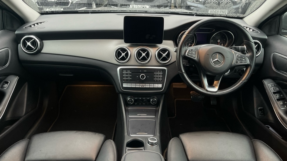 Used Mercedes-Benz GLA 2018 for sale - 76640129: Photo 11