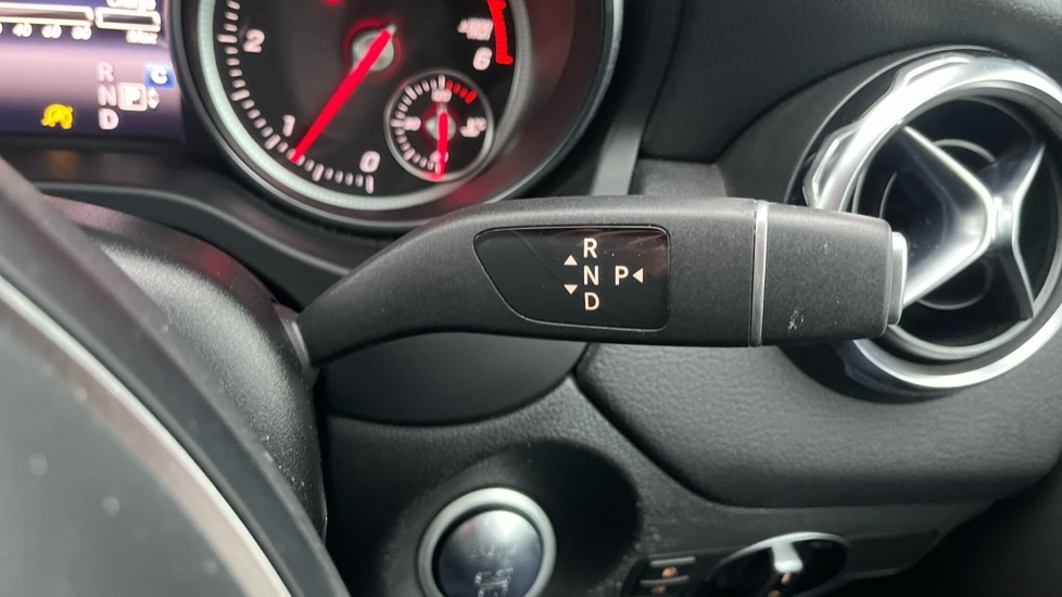 Used Mercedes-Benz GLA 2018 for sale - 76640129: Photo 23