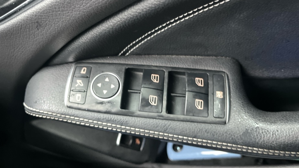 Used Mercedes-Benz GLA 2018 for sale - 76640129: Photo 29