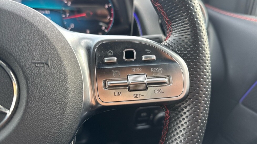 Used Mercedes-Benz GLB 2023 for sale - 76851205: Photo 25