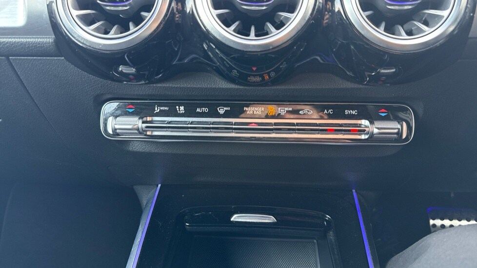 Used Mercedes-Benz GLB 2023 for sale - 76851205: Photo 28