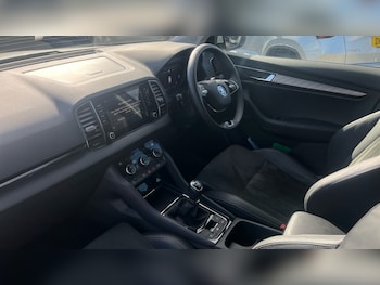 Used Skoda Karoq 2024 for sale - 75929888: Photo