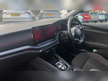 Used Skoda Octavia 2025 for sale - 76501386: Photo