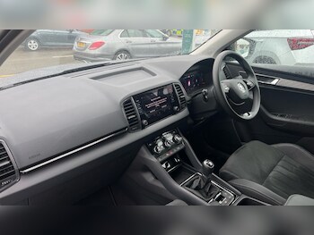 Used Skoda Karoq 2025 for sale - 76074272: Photo 2