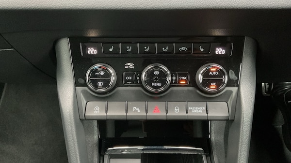 Used Skoda Karoq 2024 for sale - 75409644: Photo 25