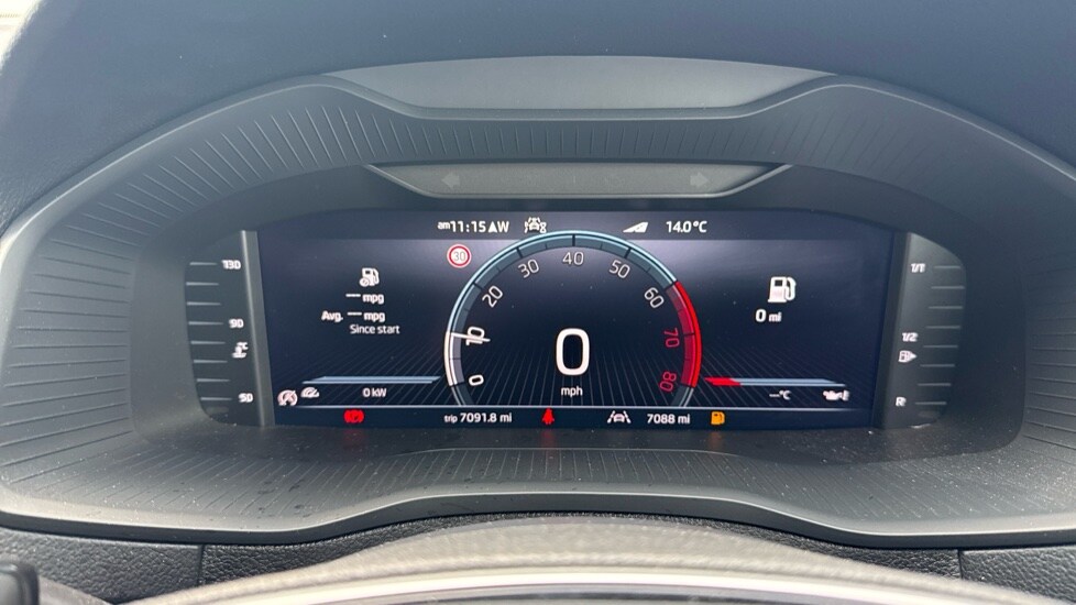 Used Skoda Karoq 2024 for sale - 76180184: Photo 14