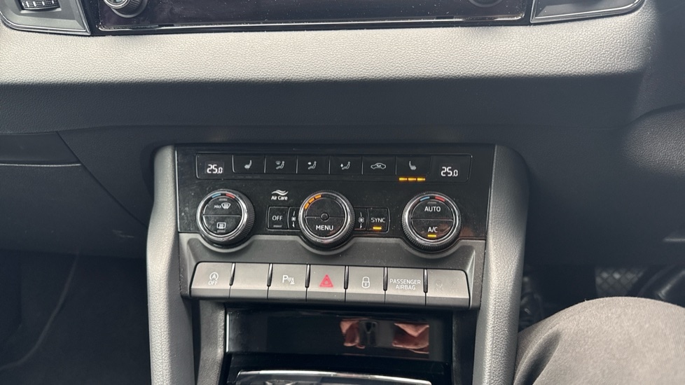 Used Skoda Karoq 2024 for sale - 76901312: Photo 28