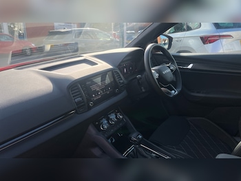 Used Skoda Karoq 2025 for sale - 76229149: Photo 2