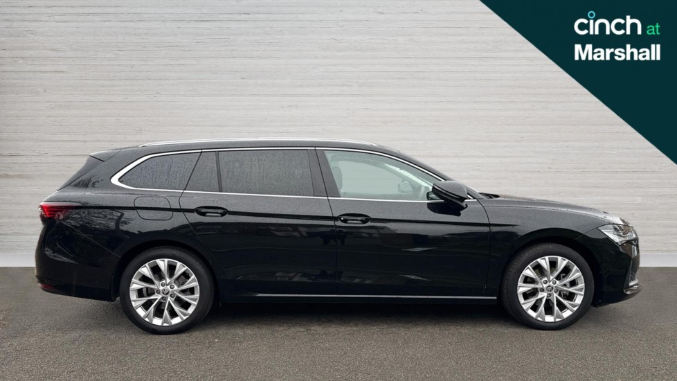 Used Skoda Superb 2024 for sale - 76623524: Photo 2