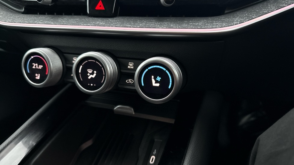 Used Skoda Superb 2024 for sale - 76623524: Photo 23